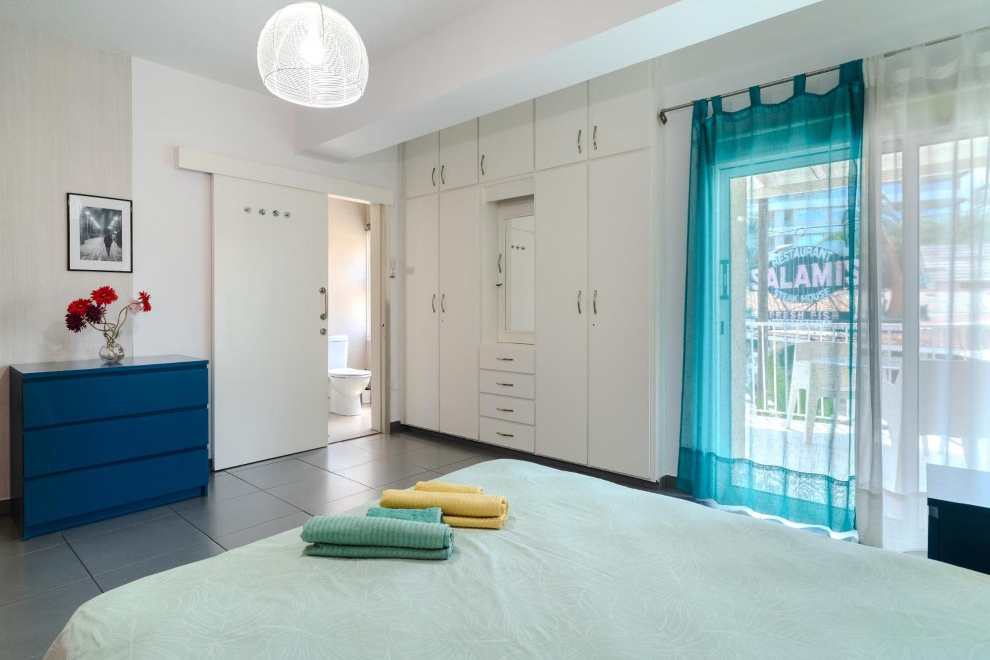Mackenzie Blu Beach Studio Ларнака Екстериор снимка